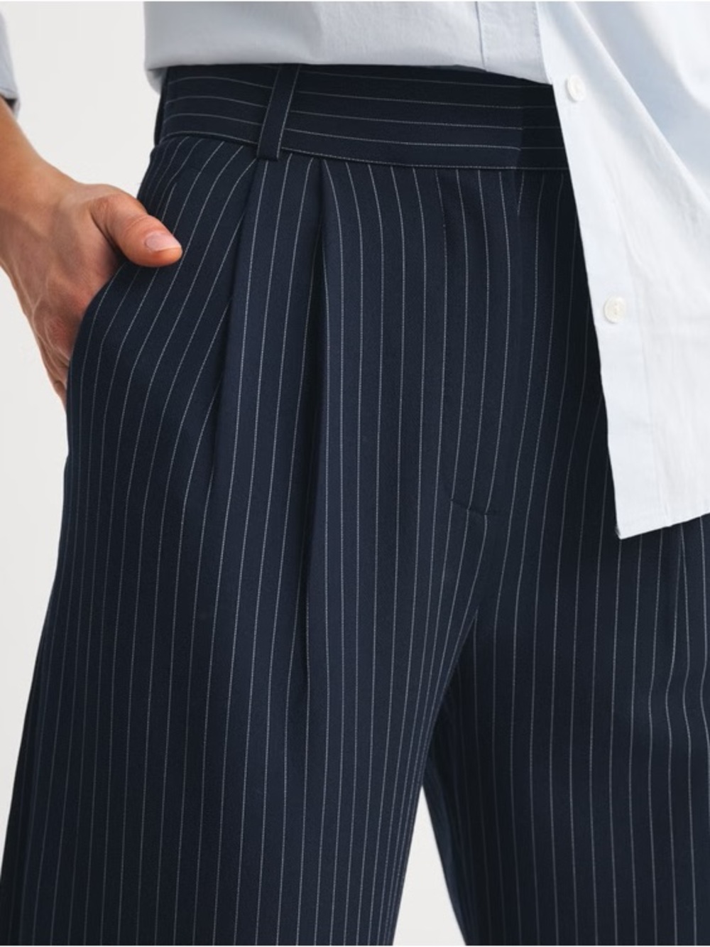 Abercrombie & Fitch Navy Pinstripe Dress Pants